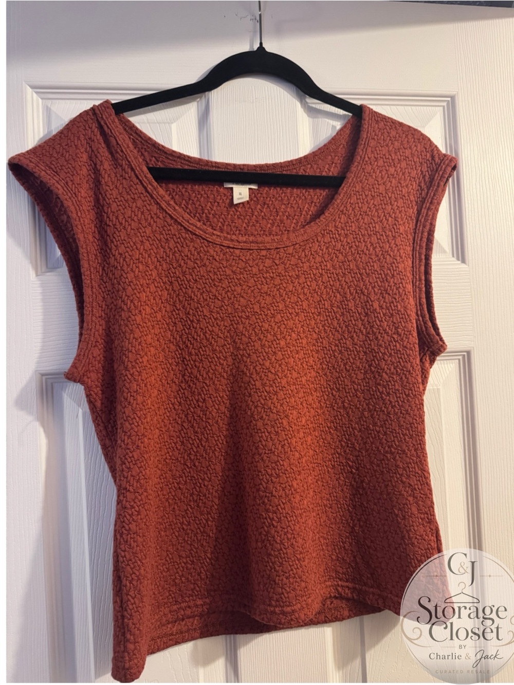 a.n.a Rust Textured Cap-Sleeve Tank Top